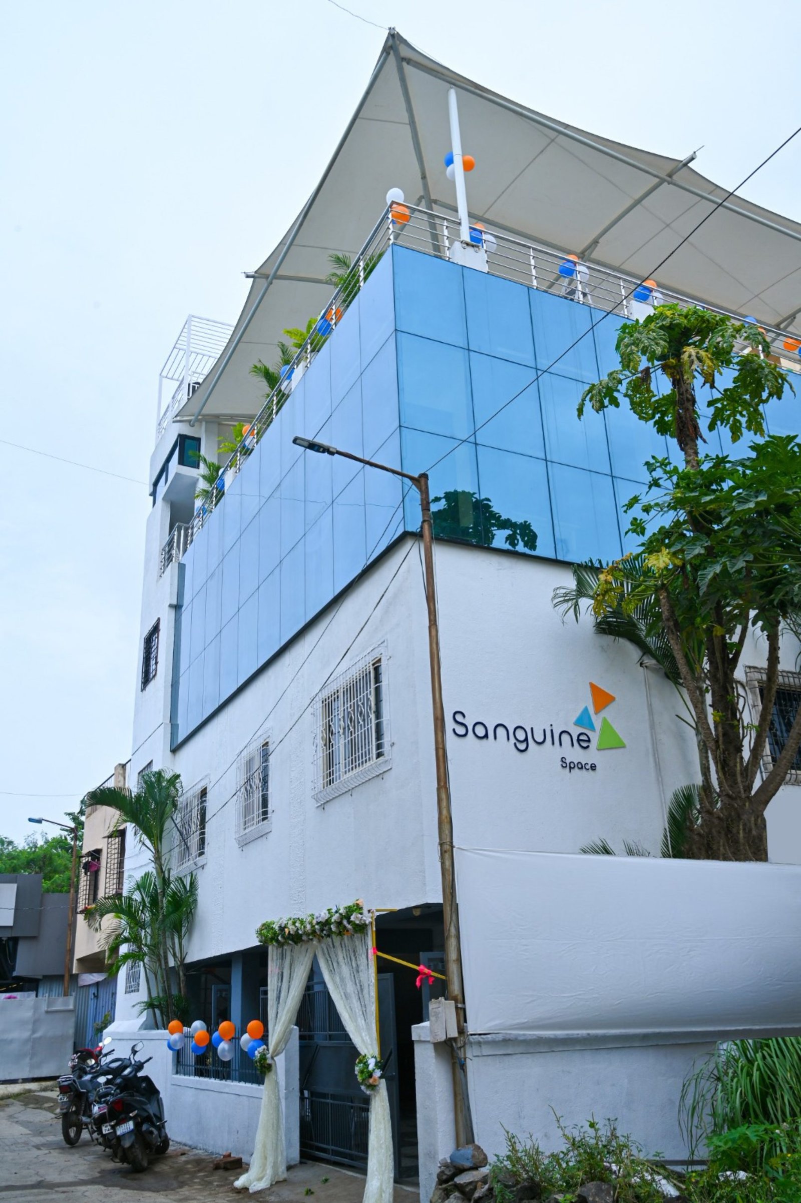 Sanguine Space, Viman Nagar
